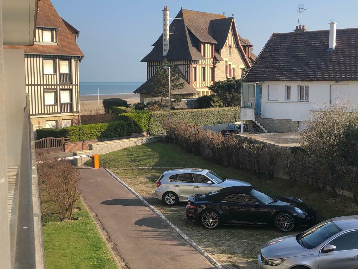 La digue 45 Rue des Lais de Mer Bénerville-sur-Mer Exterior foto
